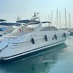 Yacht 17M Princess V52 Cannes Port Canto 3 Chambres Ac