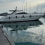Yacht 17M Princess V52 Cannes Port Canto 3 Chambres Ac