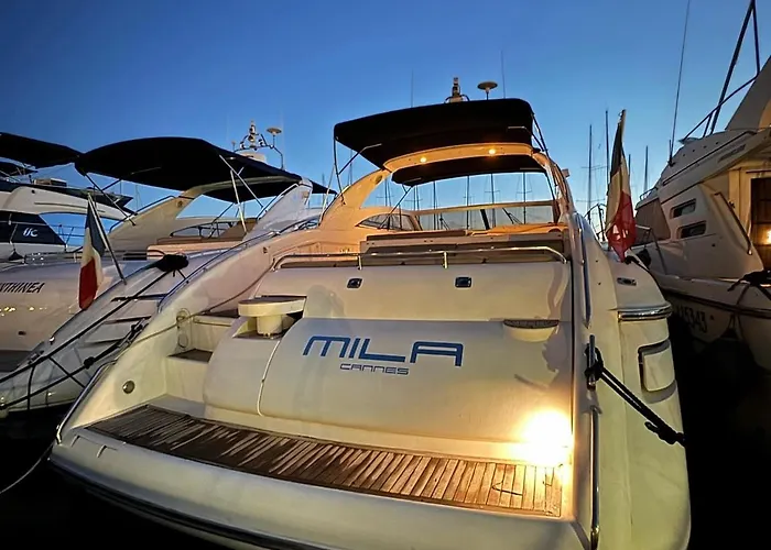 Yacht 17M Princess V52 Cannes Port Canto 3 Chambres Ac